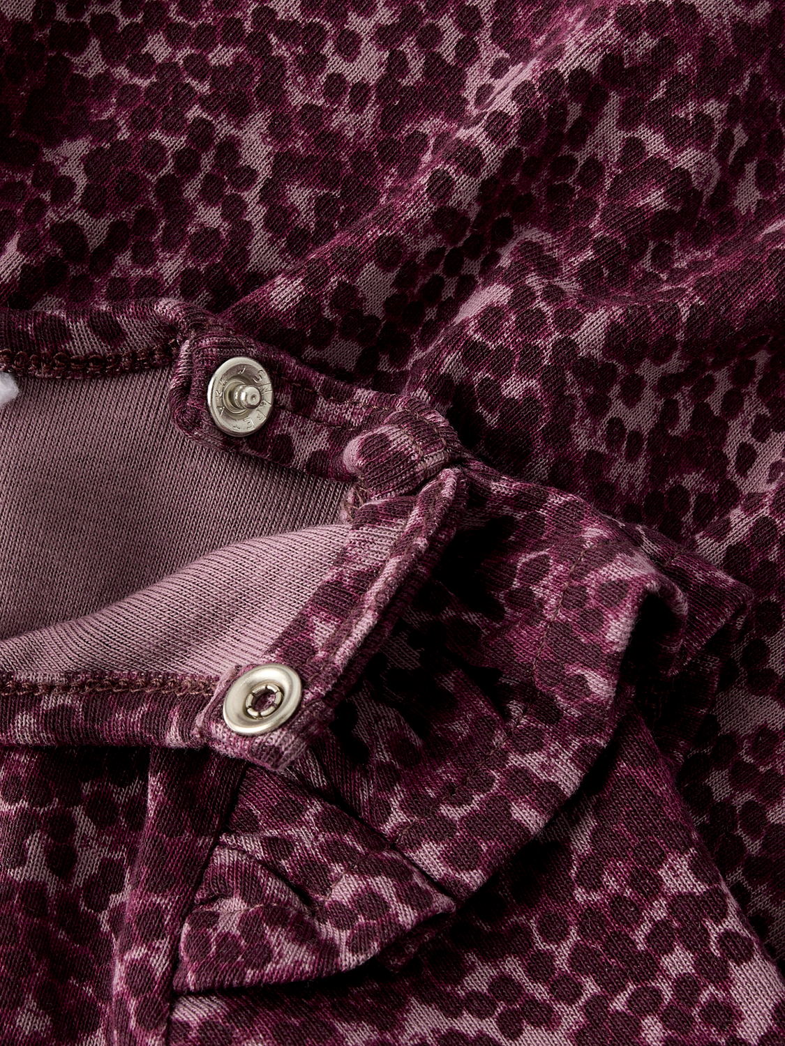 model_shot-front_full